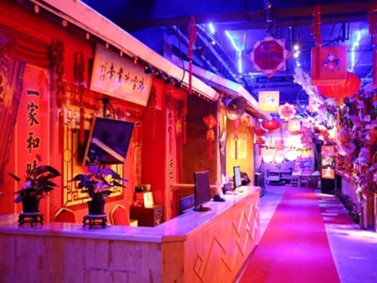 刘与刘：老乡鸡走向全国的视觉窘境与机会——论定位设计的重要性